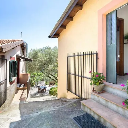 Magia Dell'aspromonte Bed & Breakfast *