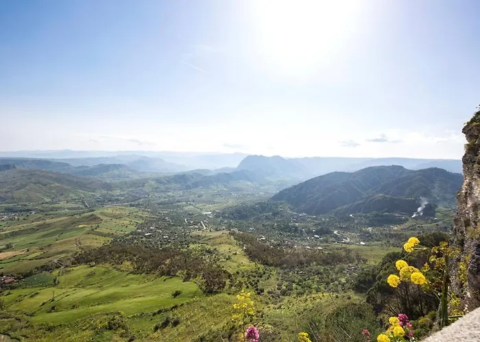 Magia Dell'aspromonte 住宿加早餐酒店