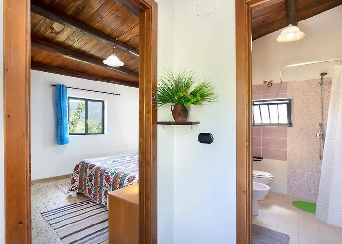 Magia Dell'aspromonte 住宿加早餐酒店 3*