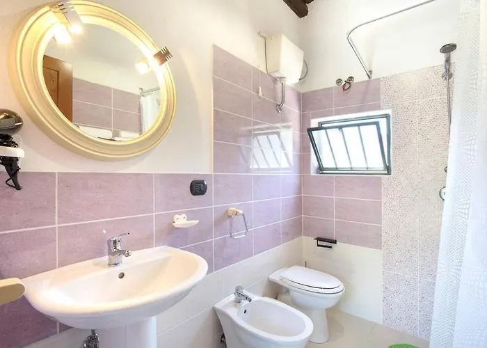 Magia Dell'aspromonte 住宿加早餐酒店 3*