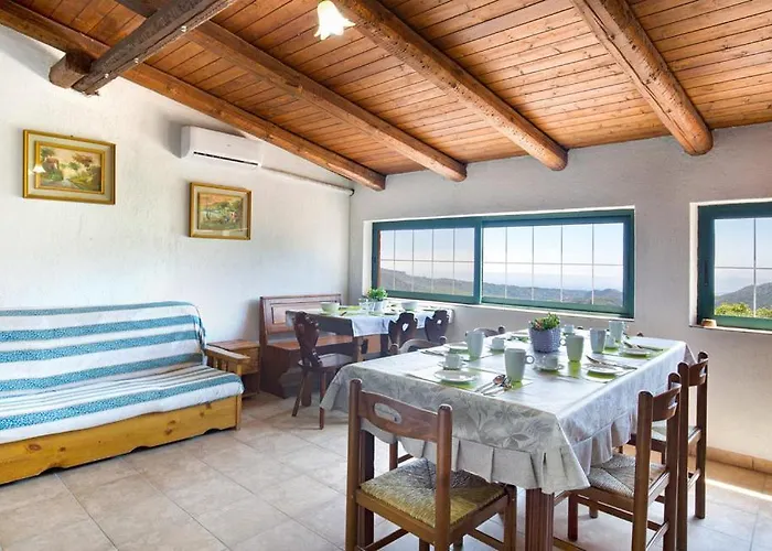 Magia Dell'aspromonte 住宿加早餐酒店 3*