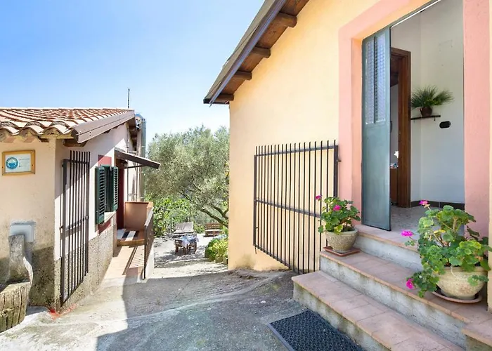 Magia Dell'aspromonte 住宿加早餐酒店 3*